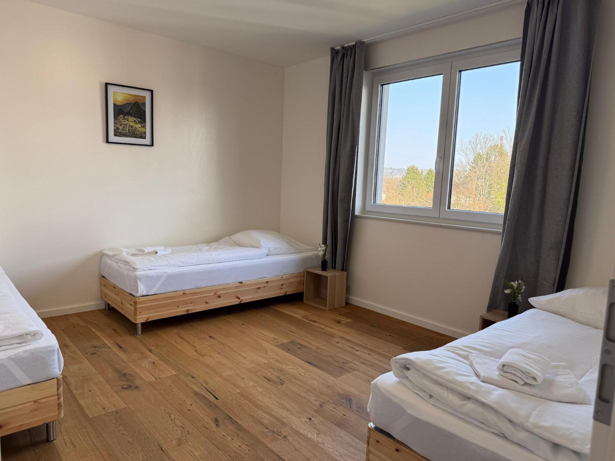 T&K Apartments - Bergisch Gladbach - 7 Comfortable Apartments - 20 Min To Fair Messe Cologne